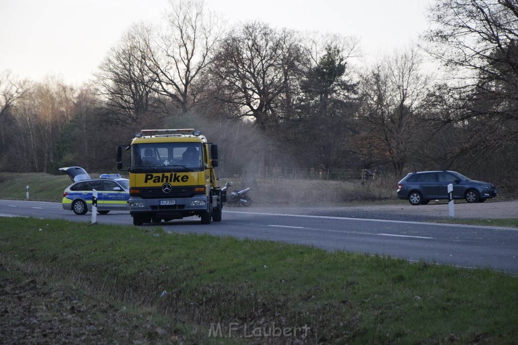 Schwerer VU Krad Fahrrad Koeln Porz Alte Koelnerstr P228.JPG - Miklos Laubert